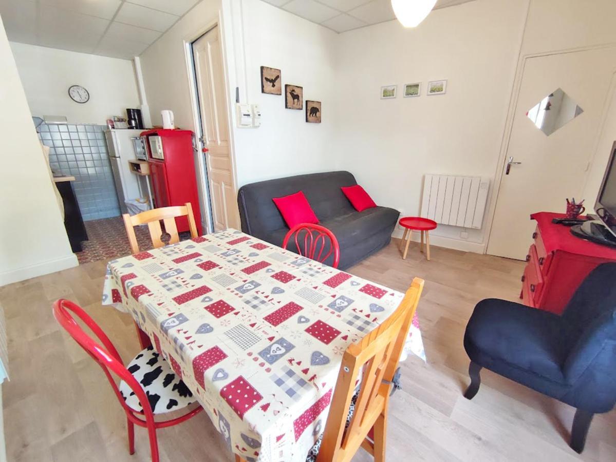 Les 3 Renards, T2 Bis, Parking, Centre Luchon, Casier A Skis, 4 Personnes Bagnères-de-Luchon Exteriör bild
