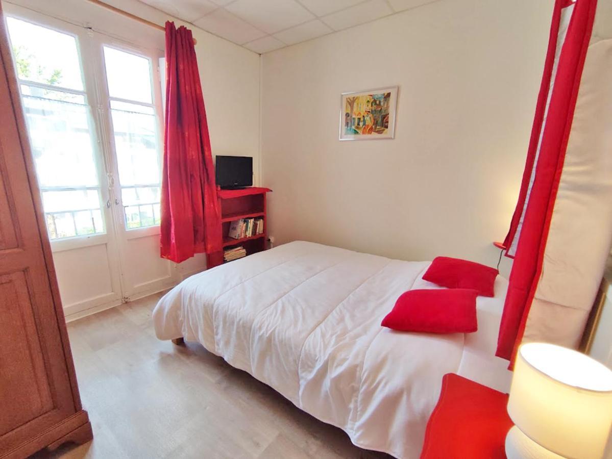 Les 3 Renards, T2 Bis, Parking, Centre Luchon, Casier A Skis, 4 Personnes Bagnères-de-Luchon Exteriör bild